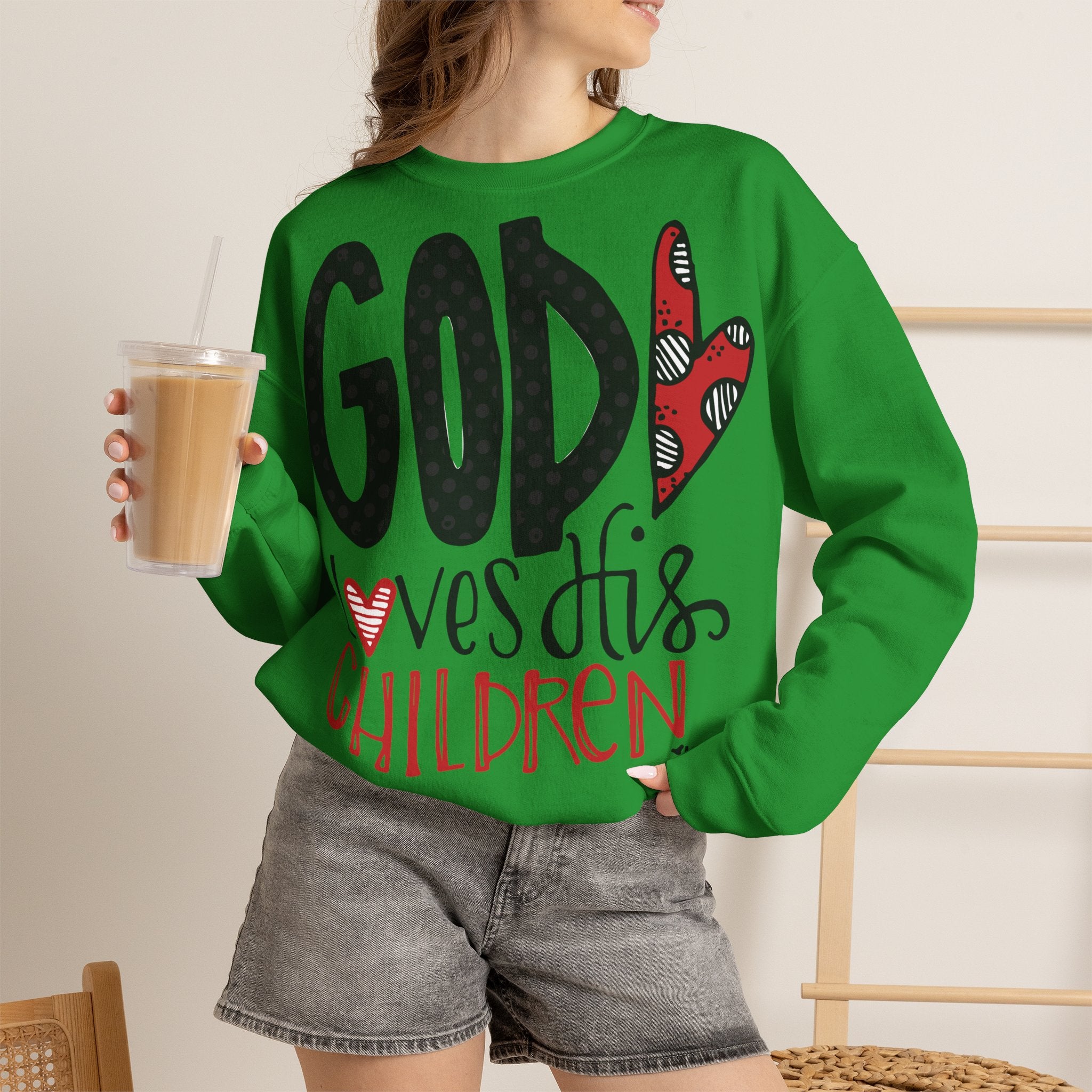 Gott liebt Seine Kinder Sweatshirt – Faith-Crewneck für Kinder und Familie Ansicht 33 – Sweatshirt – ESTID