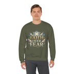 Faith Over Fear Crewneck Sweatshirt – Christliches Kreuz & Jesus Pullover