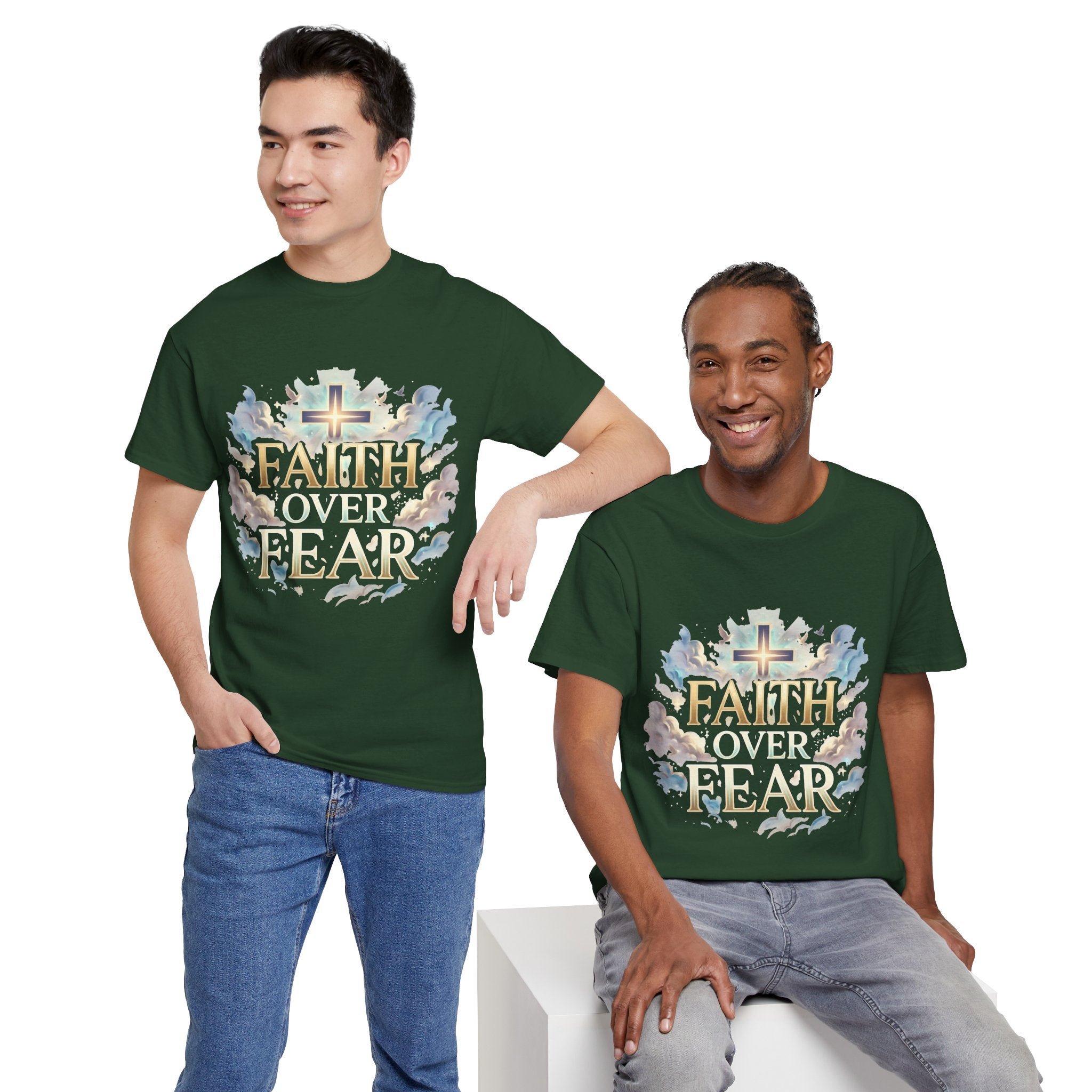 Faith Over Fear T-Shirt – Inspirierendes christliches Shirt mit Kreuz & Wolken