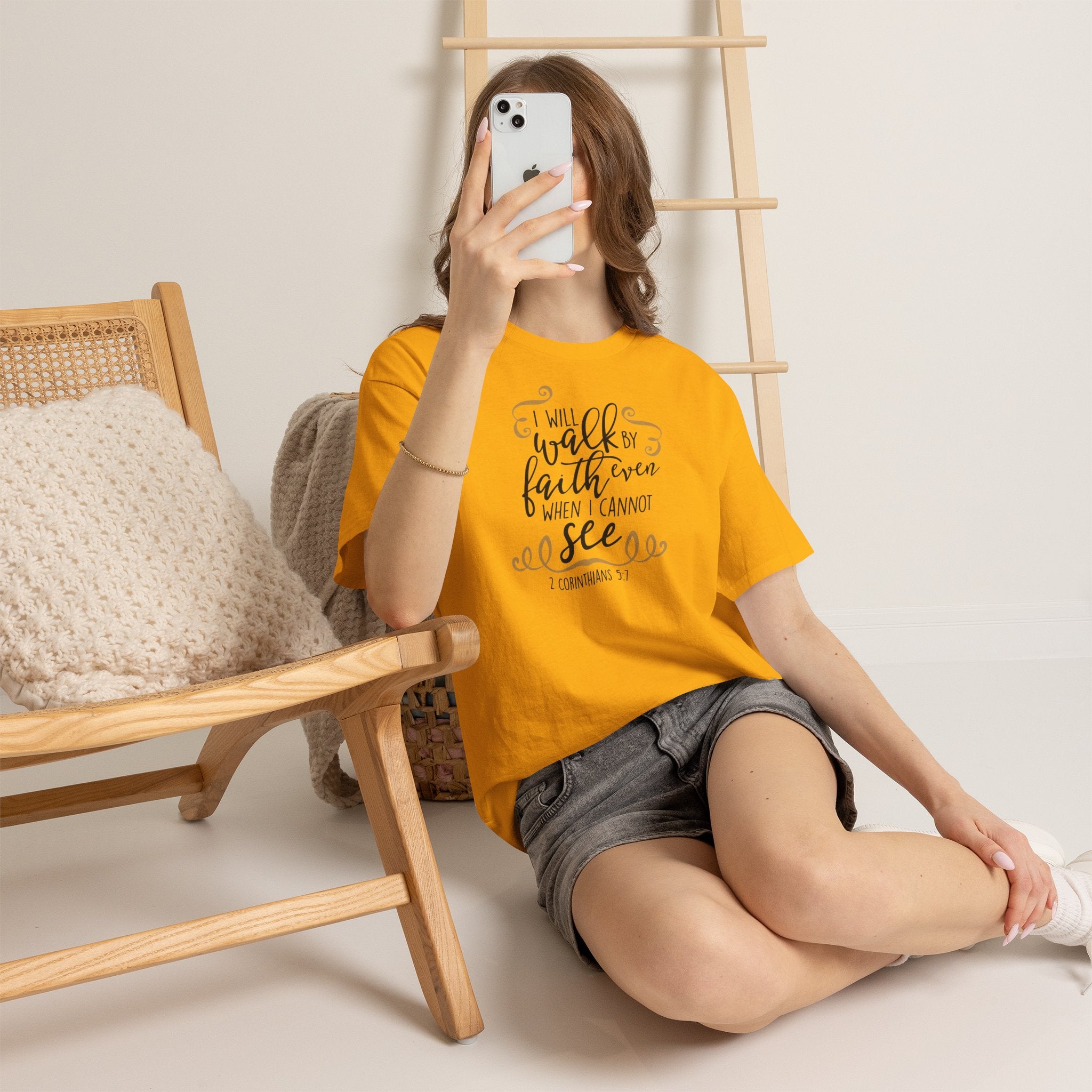 ESTID „Walk By Faith“ Unisex T-Shirt Ansicht 4 – T-Shirt – ESTID