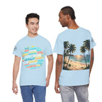 Strandurlaub T-Shirt – Retro Sonnenuntergang mit Palmen & ‚Urlaub‘ Wortwolke
