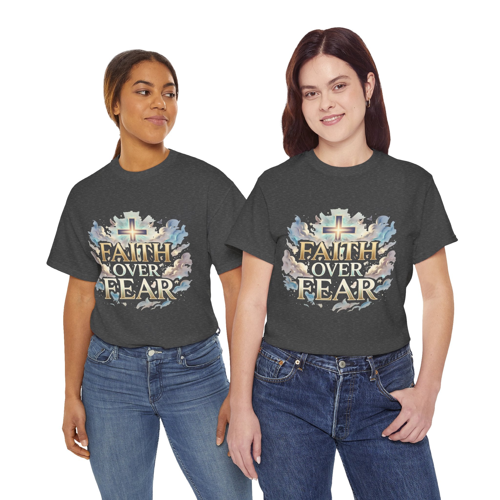 Faith Over Fear T-Shirt – Inspirierendes christliches Shirt mit Kreuz & Wolken