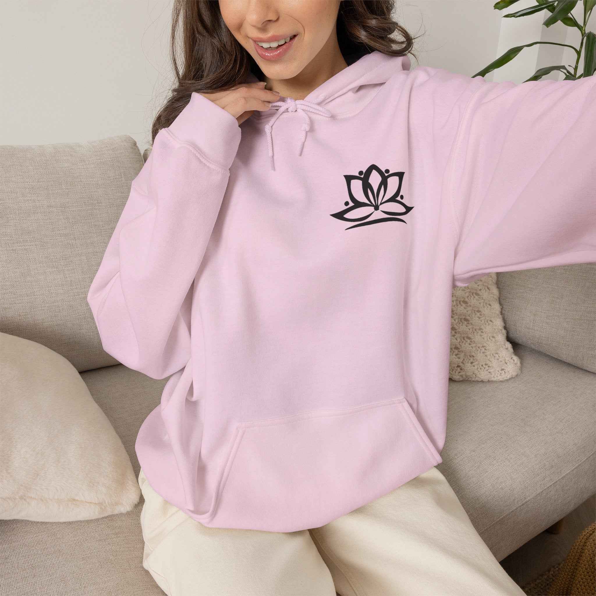 Lotus-Mandala-Hoodie mit Om-Symbol – Spirituelles Yoga-Sweatshirt ESTID Ansicht 3 – Hoodie – ESTID