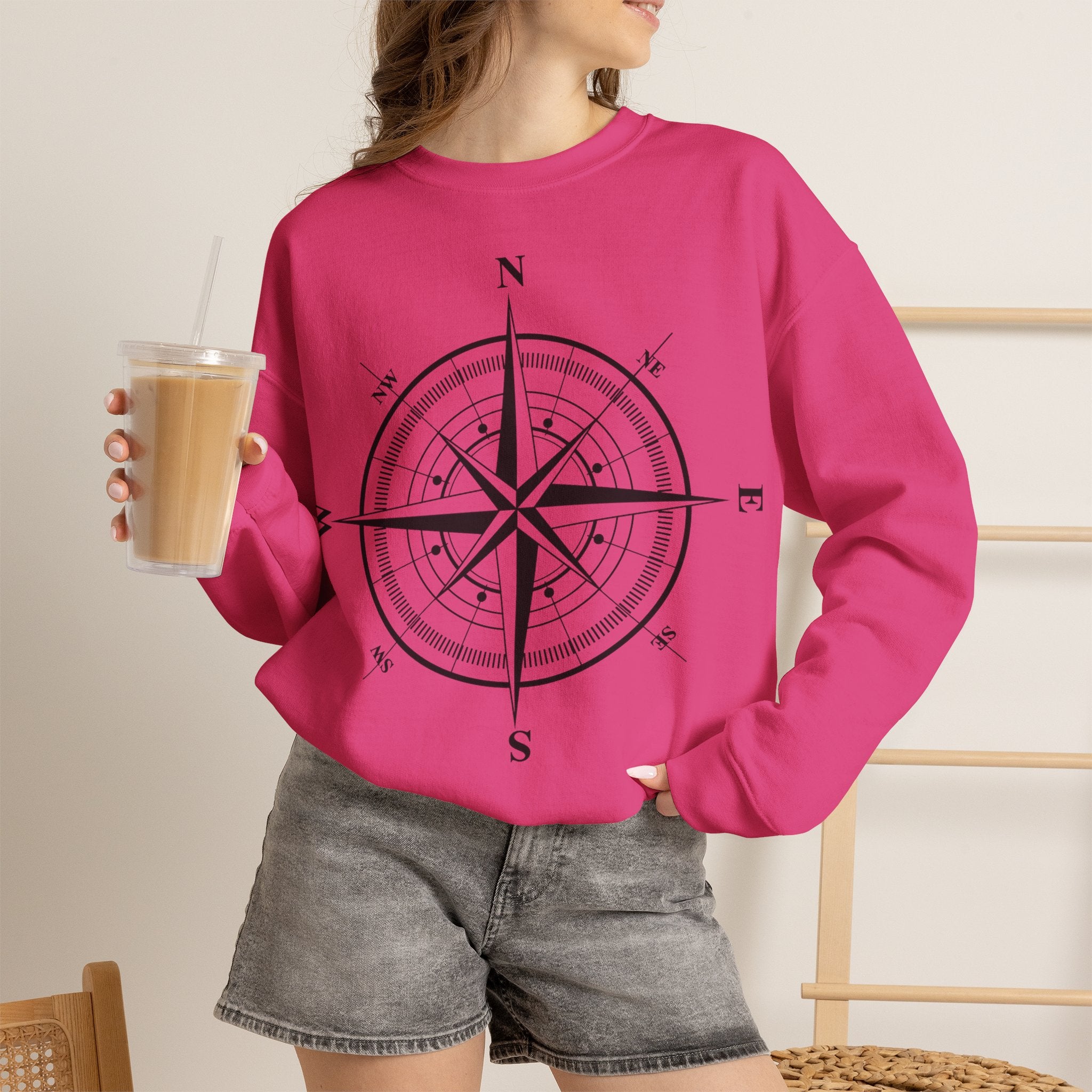 Kompass-Rose Sweatshirt – Nautik Crewneck für Reisende & Entdecker Ansicht 17 – Sweatshirt – ESTID