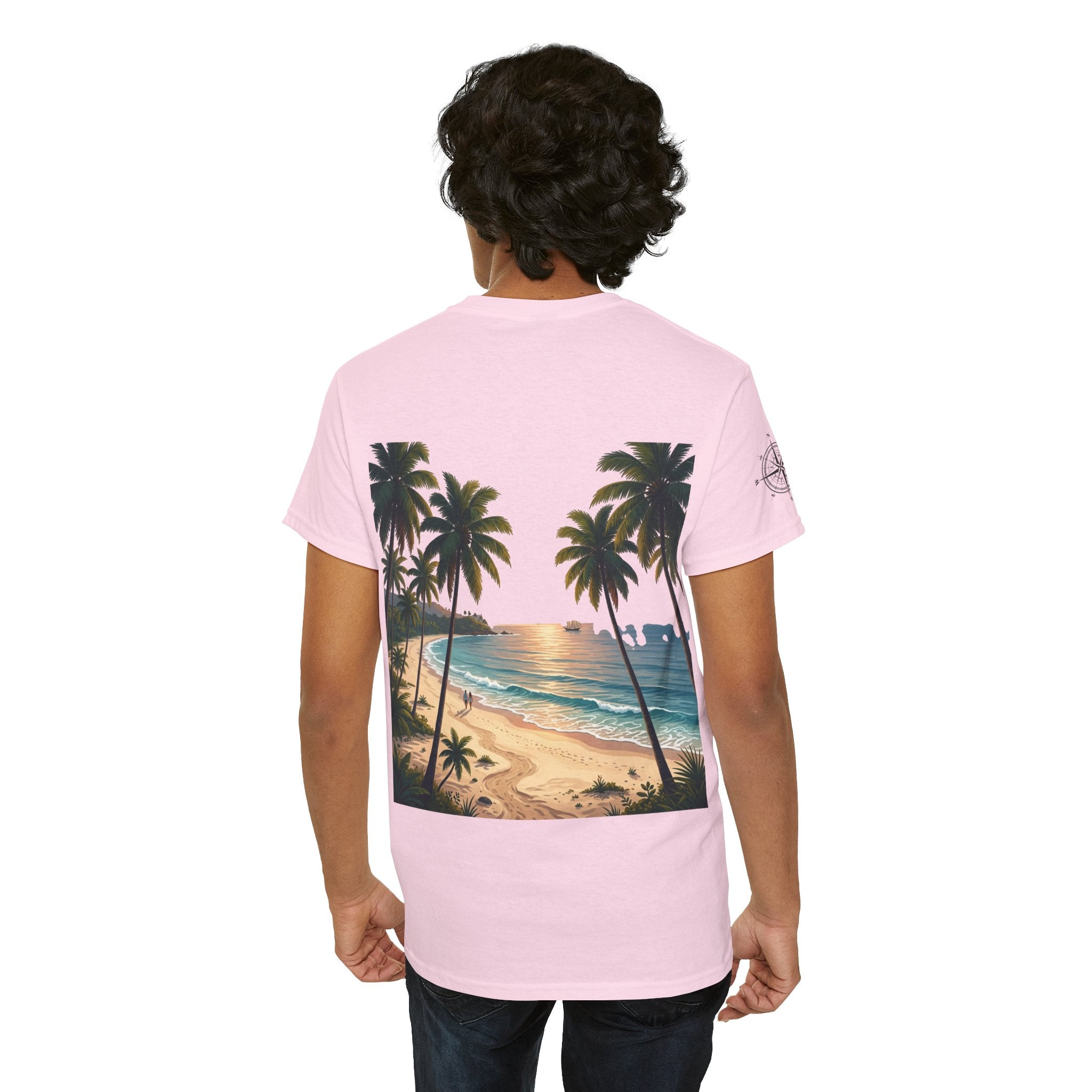 Strandurlaub T-Shirt – Retro Sonnenuntergang mit Palmen & ‚Urlaub‘ Wortwolke