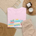 Strandurlaub T-Shirt – Retro Sonnenuntergang mit Palmen & ‚Urlaub‘ Wortwolke