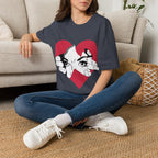 Herz‑Hände T-Shirt – Eye Peek Herz Grafik Tee Ansicht 30 – T-Shirt – ESTID