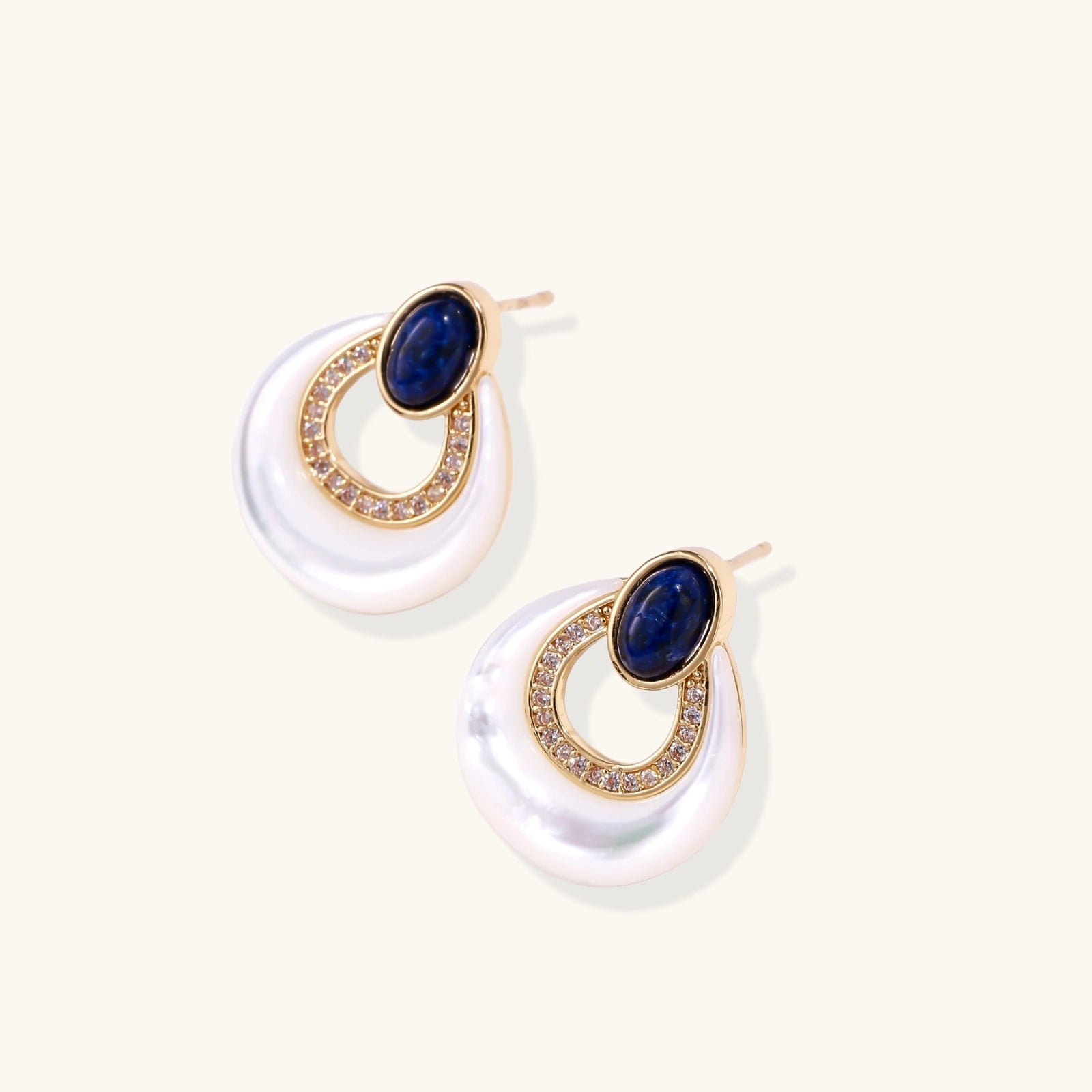 Himmlische Tränentropfen-Ohrringe Ansicht 5 – Earrings – ESTID