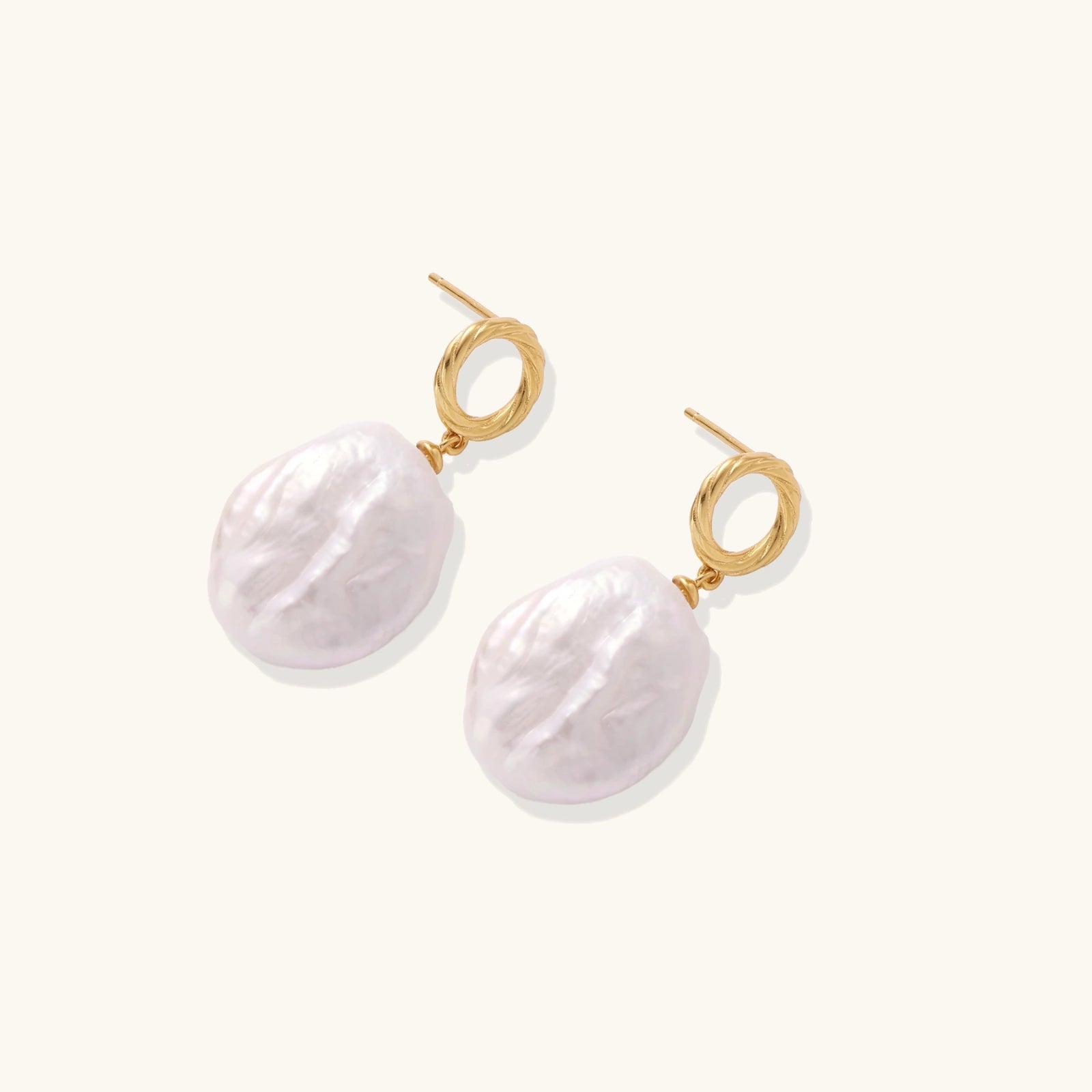 Perlenschimmer Ohrhänger Ansicht 5 – Earrings – ESTID