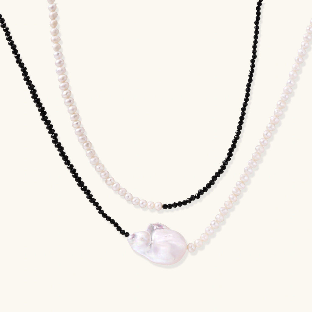 Mondlicht-Lagen-Kette Detailansicht – Necklaces – ESTID