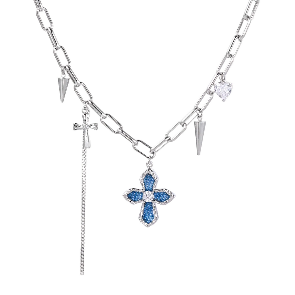 Divine Rebellion Kreuz-Kette Ansicht 4 – Halsketten – ESTID