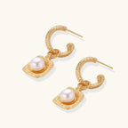Goldene Perlentropfen-Creolen Ansicht 5 – Earrings – ESTID