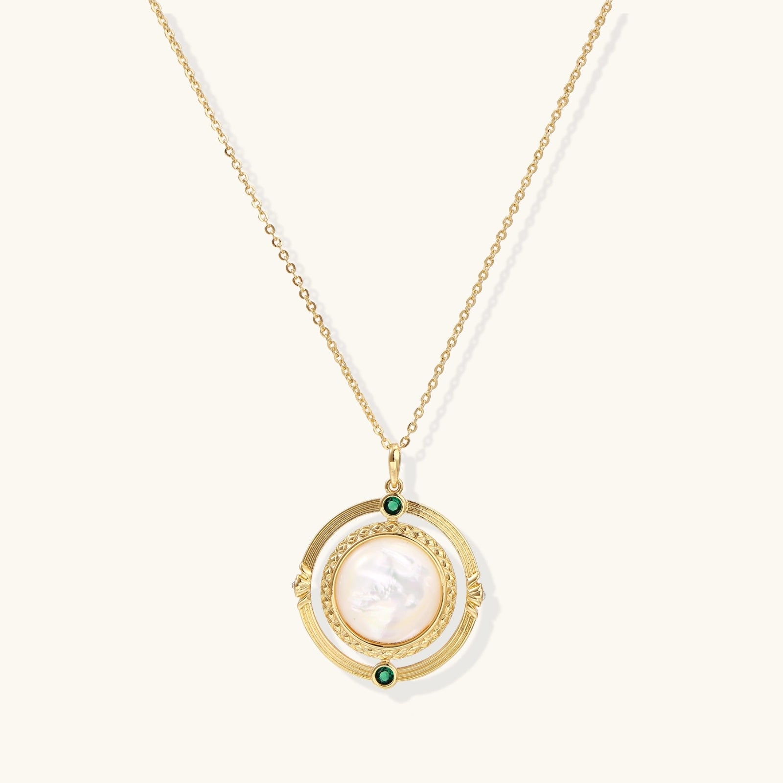 Kosmischer Perlen-Anhänger Detailansicht – Necklaces – ESTID