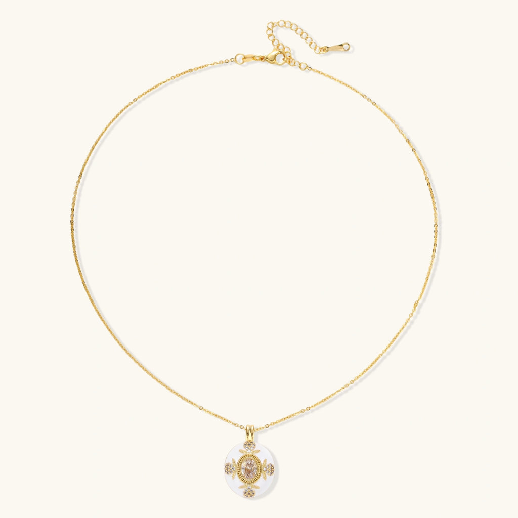 Goldenes Medaillon-Halskette Ansicht 3 – Necklaces – ESTID