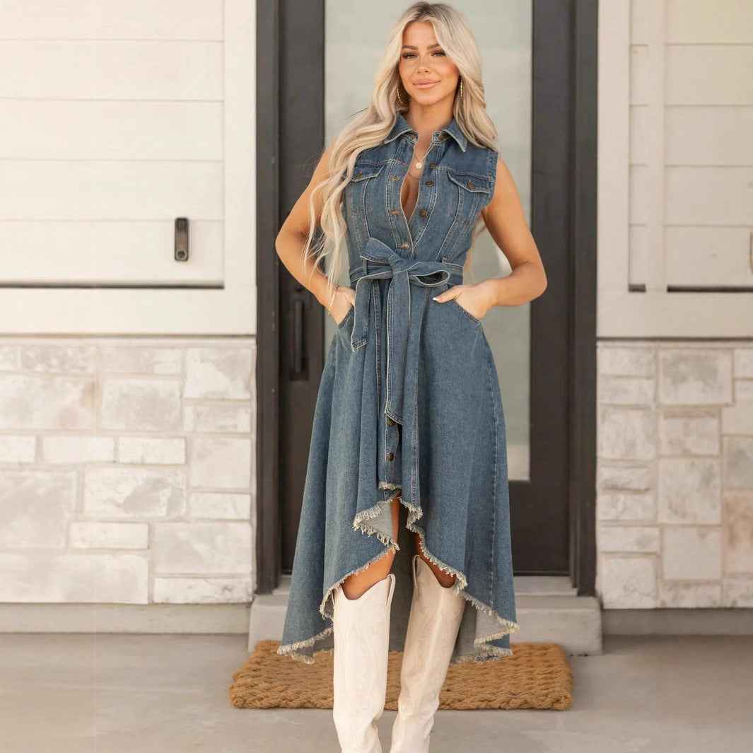 Damen Jeans-Midikleid Vokuhila | Ärmellos mit Bindegürtel & Fransen – Kleid – ESTID