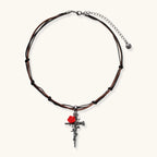 Dornrosen-Kreuz-Halskette Ansicht 3 – Necklaces – ESTID