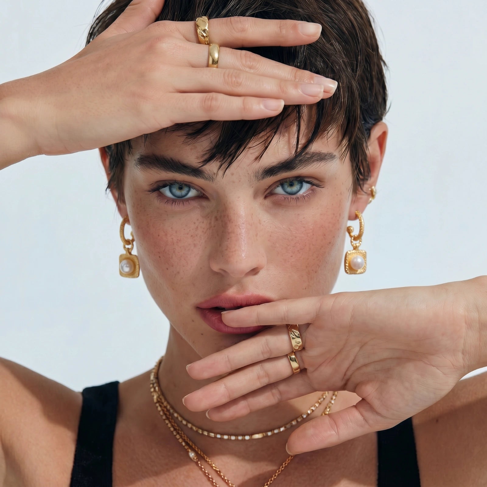 Goldene Perlentropfen-Creolen – Earrings – ESTID