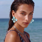 Himmelblaue Blüten-Ohrstecker – Earrings – ESTID