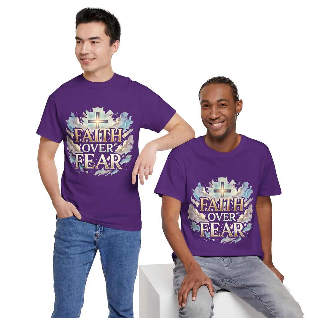 Faith Over Fear T-Shirt – Inspirierendes christliches Shirt mit Kreuz & Wolken
