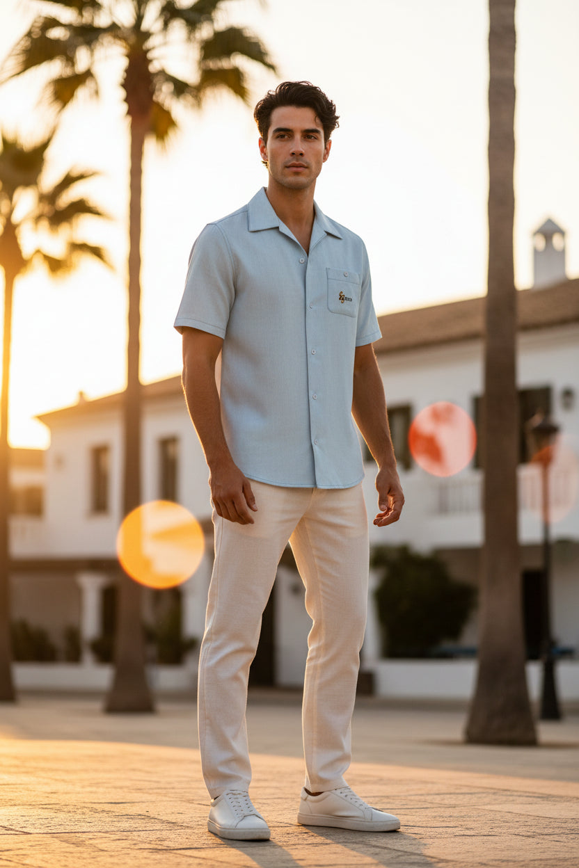 Herren-Kurzarmhemd in Hellblau mit Reverskragen ESTID Ansicht 3 – Mens Revere Shirt – ESTID