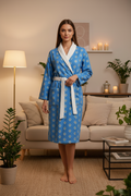 Kuscheliger Damen-Bademantel in Blau ESTID – Dressing Gown – ESTID