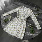 Elegantes Damen-Wickelkleid mit lebendigem Margeriten ESTID Detailansicht – Wrap Dress – ESTID