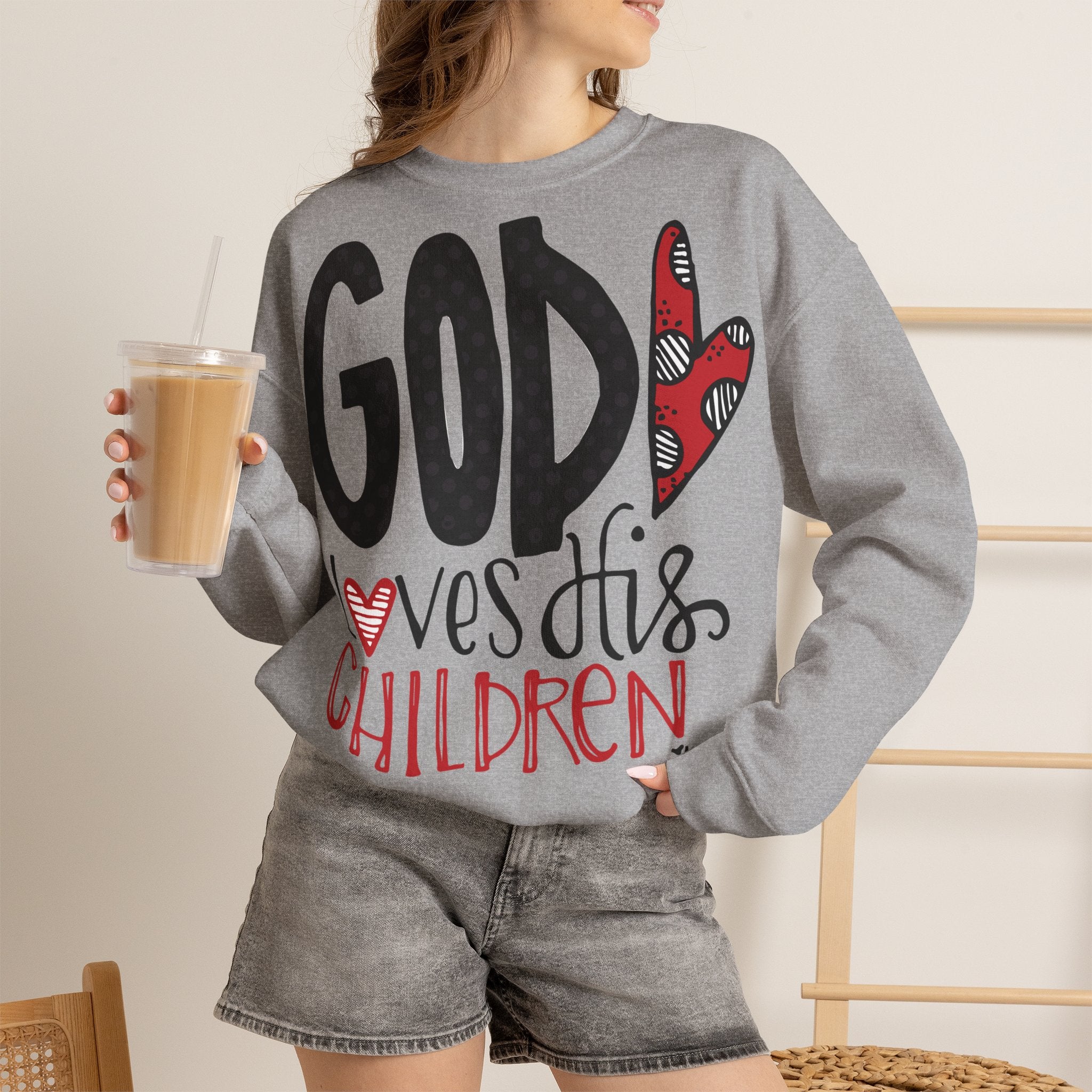 Gott liebt Seine Kinder Sweatshirt – Faith-Crewneck für Kinder und Familie Ansicht 26 – Sweatshirt – ESTID