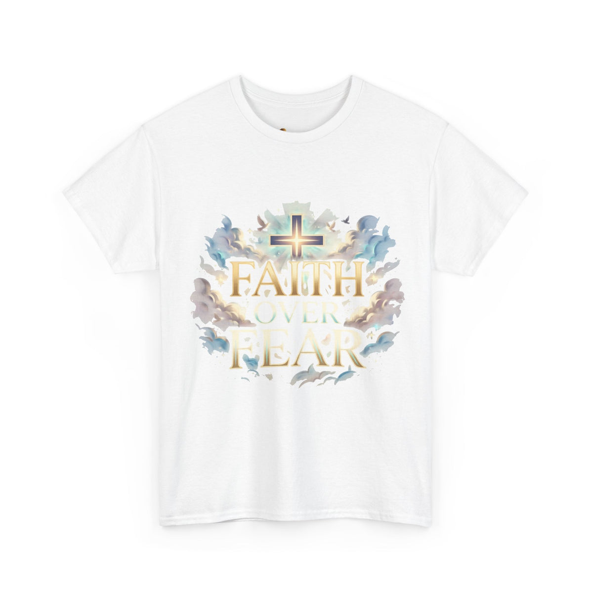 Faith Over Fear T-Shirt – „Glaube statt Angst“ Christian Cross Tee Detailansicht – T-Shirt – ESTID