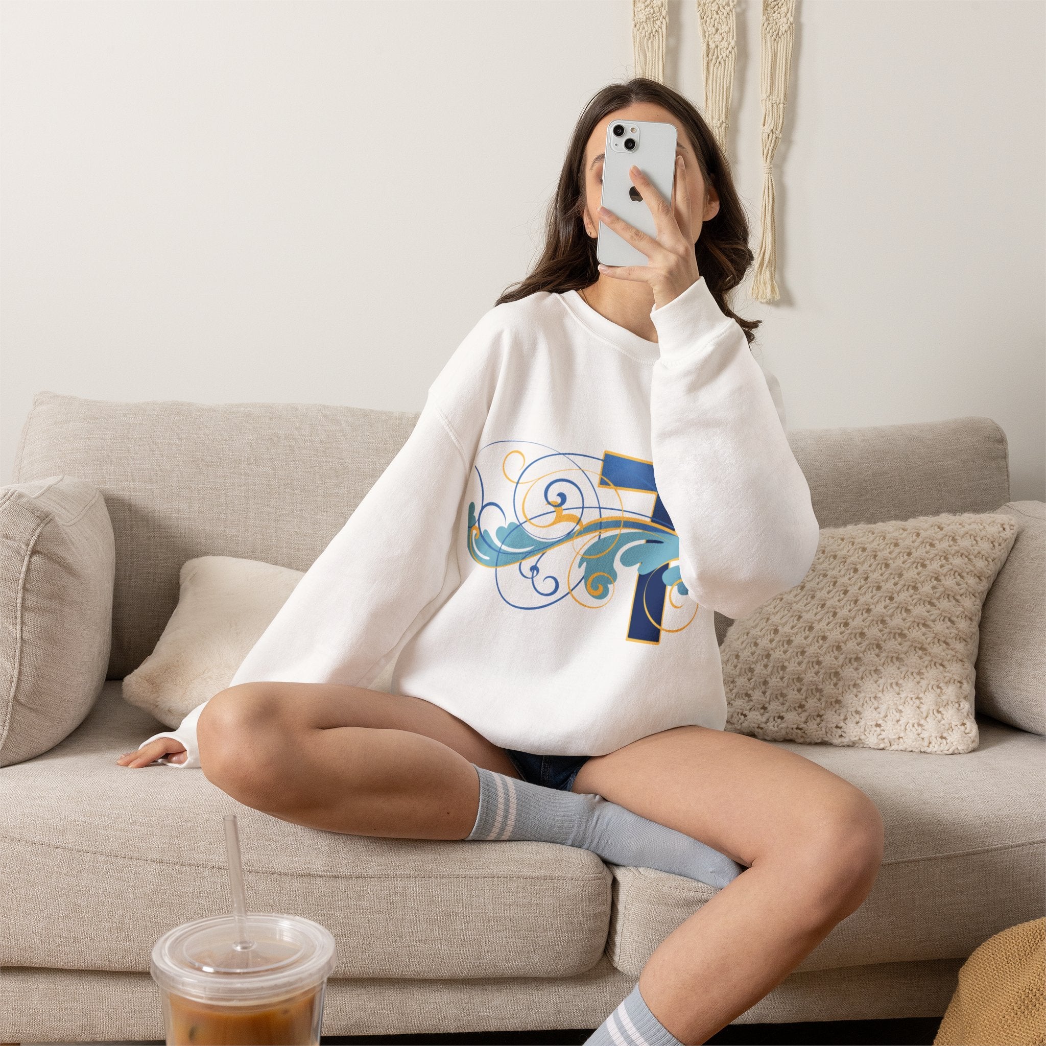 ESTID Unisex Crewneck Pullover | Blaues Kreuz & Wellen-Ornament Ansicht 19 – Sweatshirt – ESTID