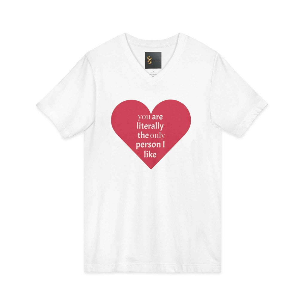ESTID Damen Bio-Cotton Shirt | V-Ausschnitt mit Herz & Spruch-Print Ansicht 3 – V-neck – ESTID