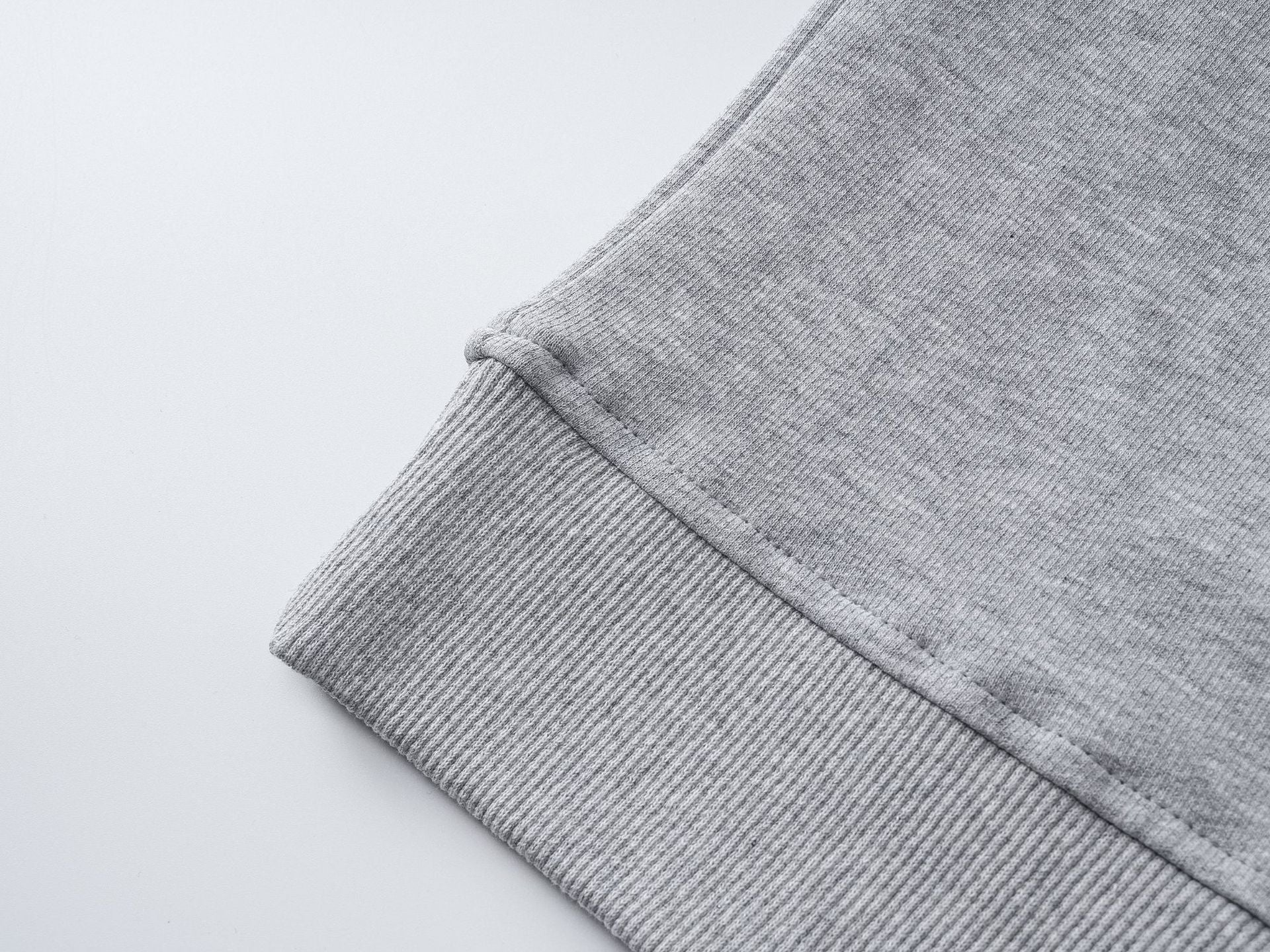 Minimalistischer Herren Rundhals-Pullover in Oversized Optik | Grau & Schwarz Ansicht 15 – pullover – ESTID