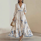 Elegantes Plissee-Maxikleid für Damen | Floral & V-Ausschnitt – Kleid – ESTID