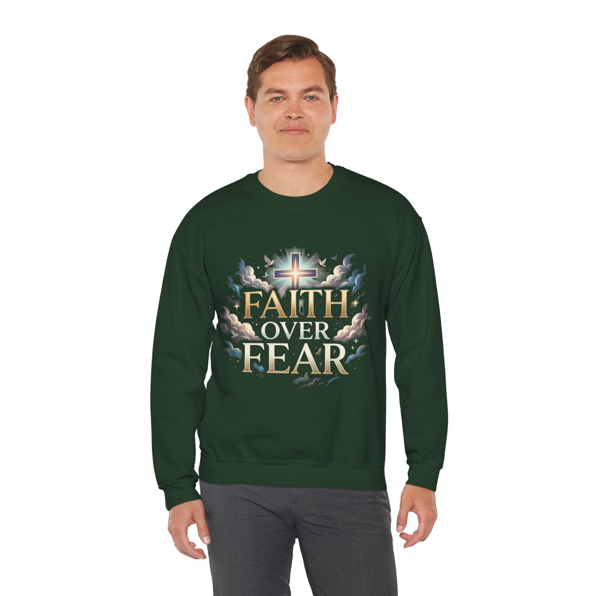 Faith Over Fear Crewneck Sweatshirt – Christliches Kreuz & Jesus Pullover