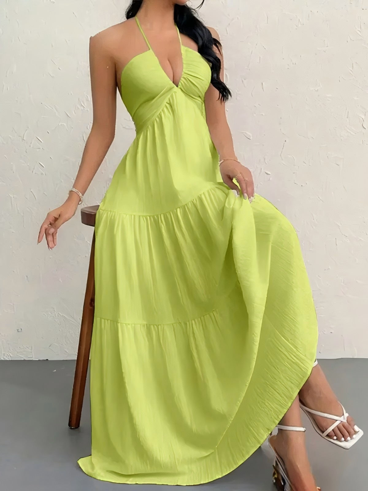 Elegantes Halterneck Sommerkleid | Rückenfrei & A-Linie Ansicht 14 – Kleid – ESTID