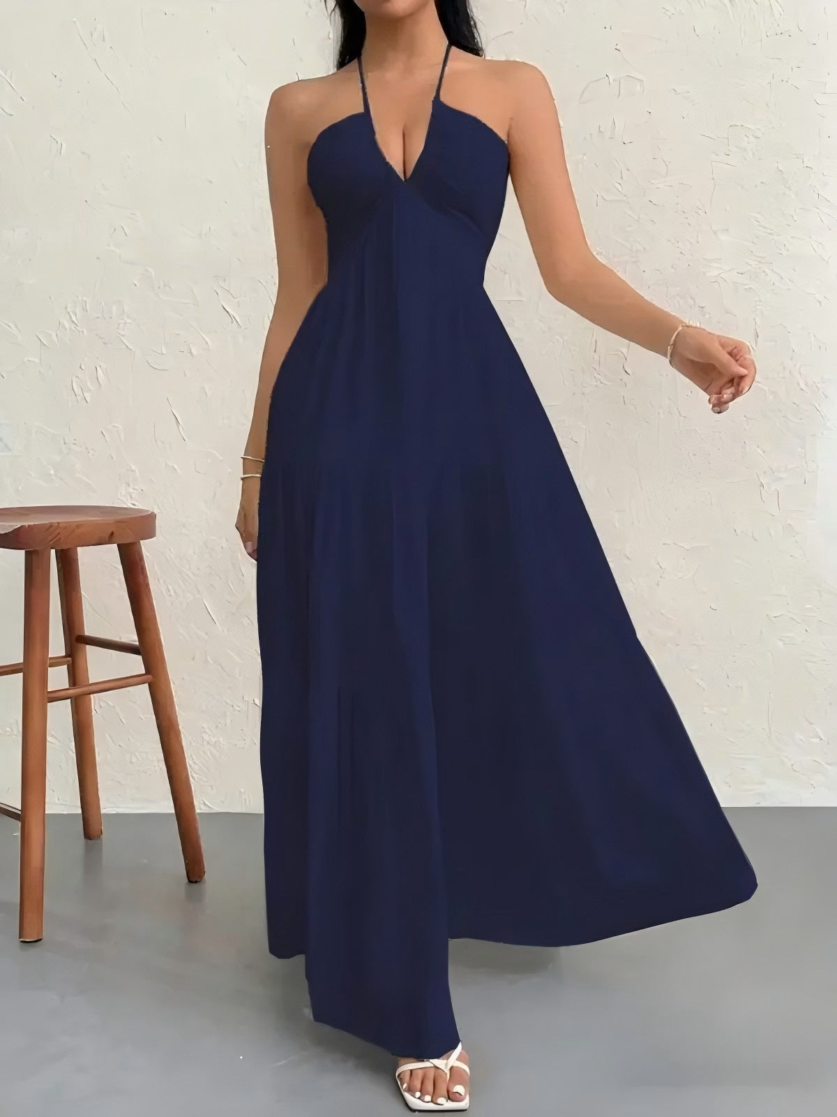 Elegantes Halterneck Sommerkleid | Rückenfrei & A-Linie Ansicht 16 – Kleid – ESTID