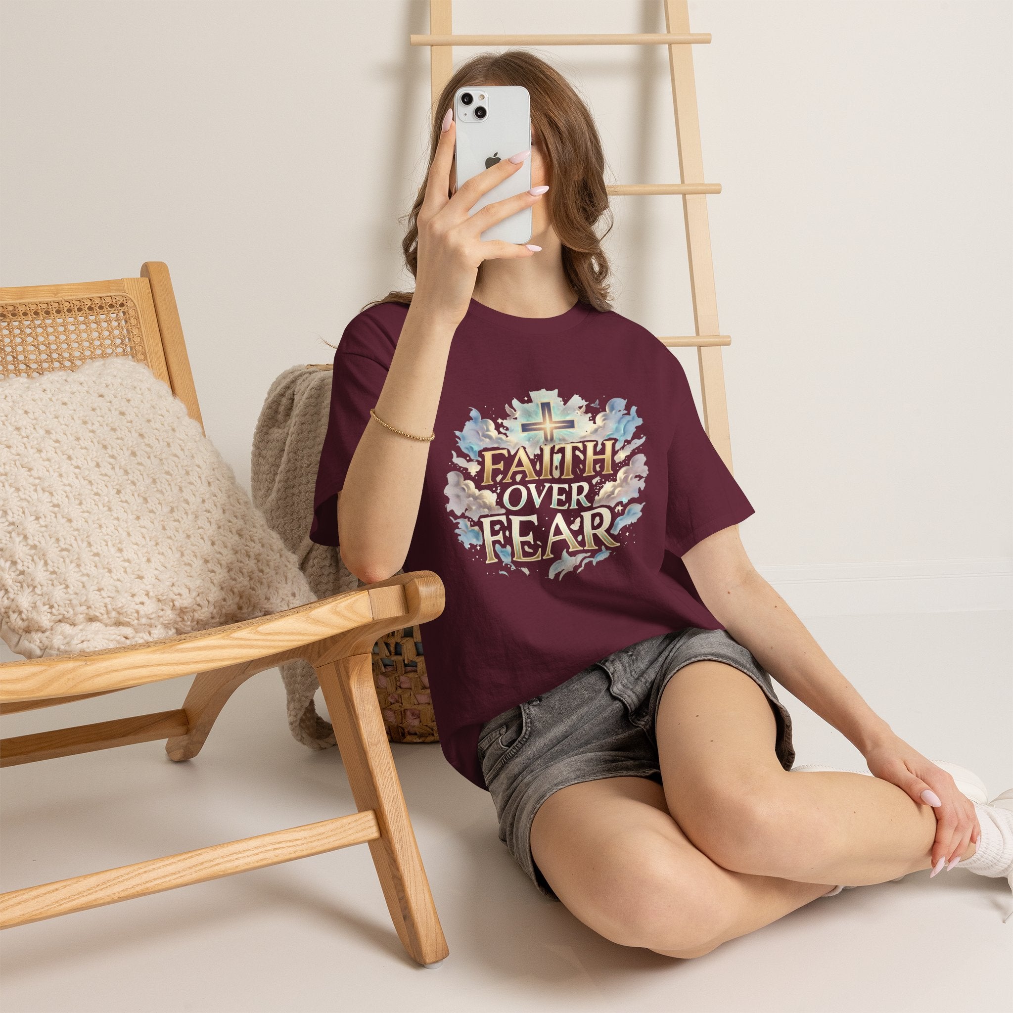 Faith Over Fear T-Shirt – „Glaube statt Angst“ Christian Cross Tee