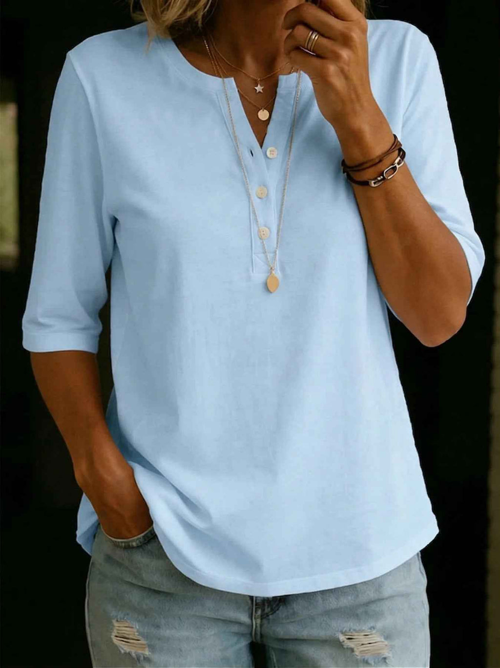 Damen Henley Shirt Detailansicht – shirt – ESTID