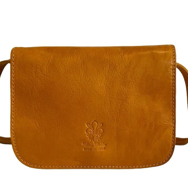 Shoulder Bag in Vegetable Tanned Leather
