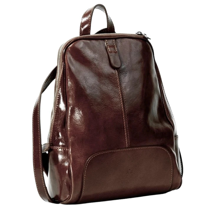 Mittelgroßer Lederrucksack mit Reißverschluss