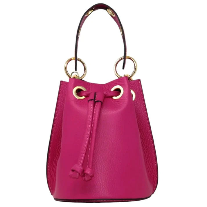 Beuteltasche mit rundem Detailgriff