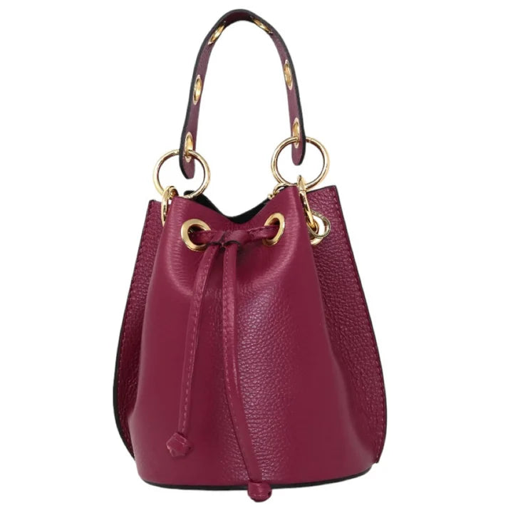 Beuteltasche mit rundem Detailgriff