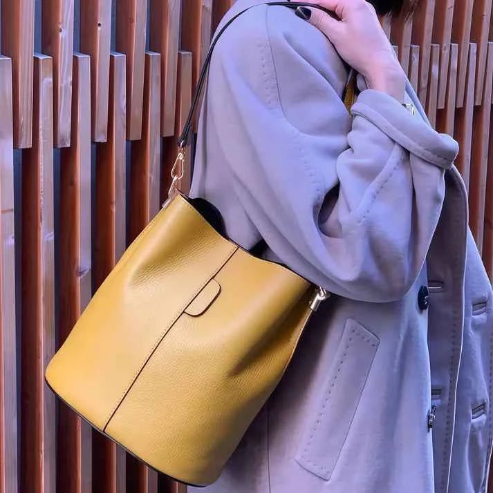 Giulia Eimertasche aus echtem Dollarleder